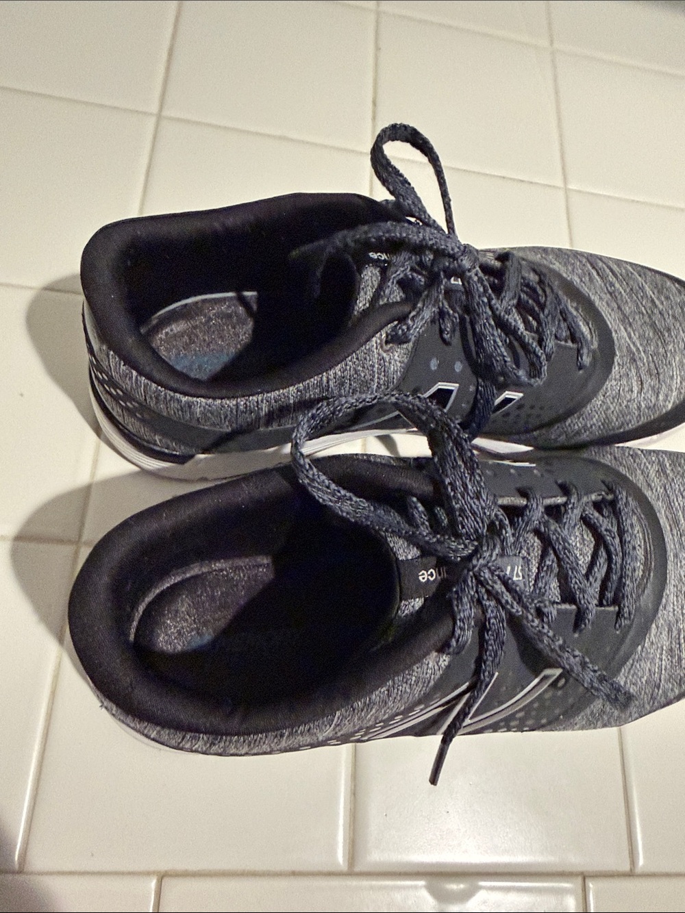 New Balance Black & Gray Women’s Sneakers - Picture 3 of 8